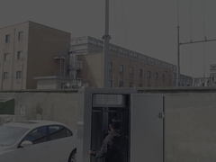 Kubus kamera pengawasan surya