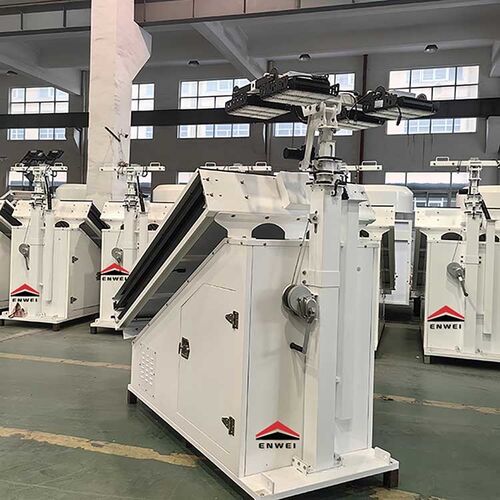 Latest company news about Trailer Lampu LED Skid Surya Bergerak Portabel untuk Penerangan Area Pertambangan